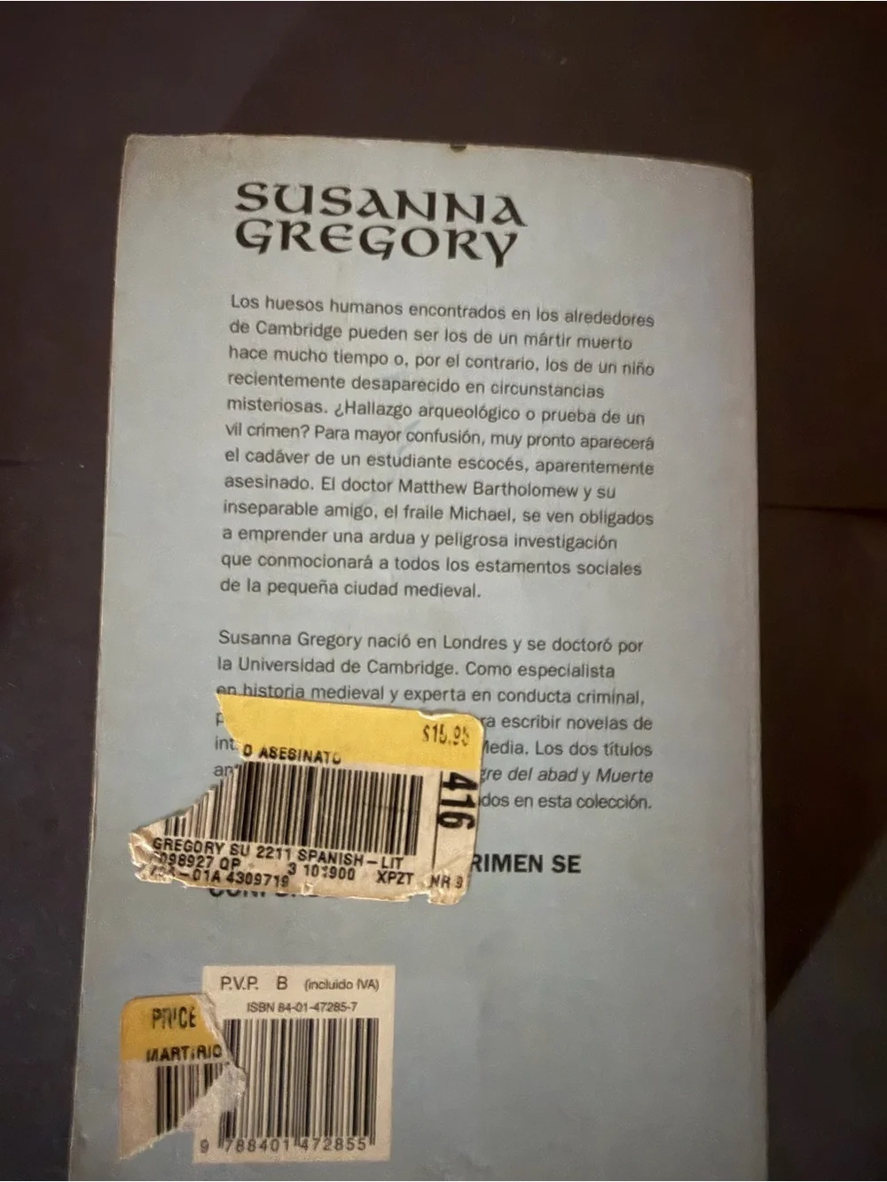 Susanna Gregory Martirio o Asesinato Paperback Book  -